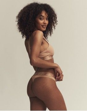 Moteriškos Kelnaitės String "Legend Organic Beige"